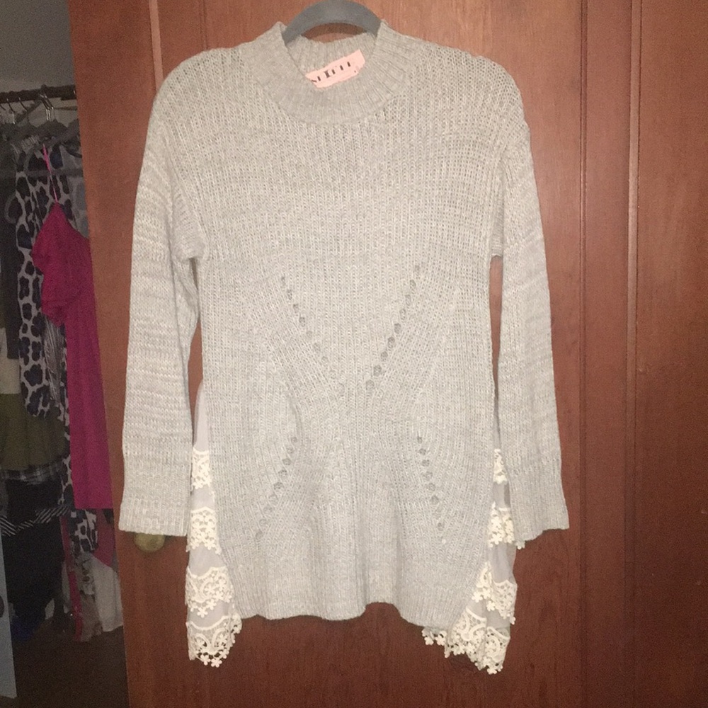 Rye gray sweater with lace sides. Size S/M NWT